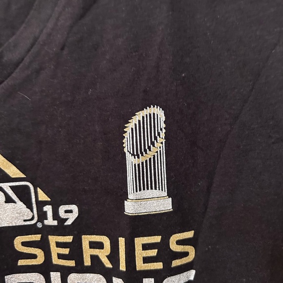 Washington Nationals 2018 Champions Shirt (L) - Picture 8 of 8